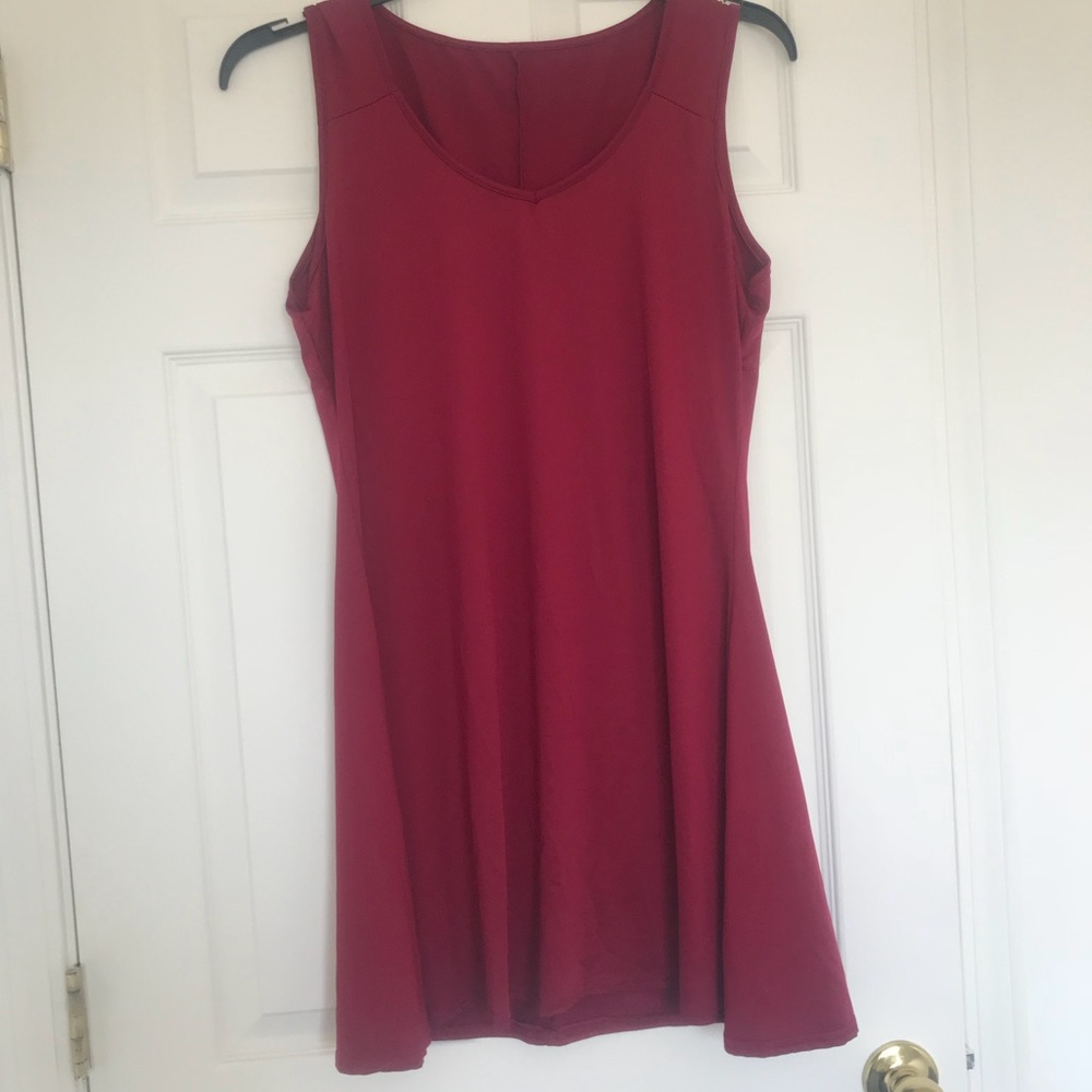 🍁 Burgundy tank top dress flowy
